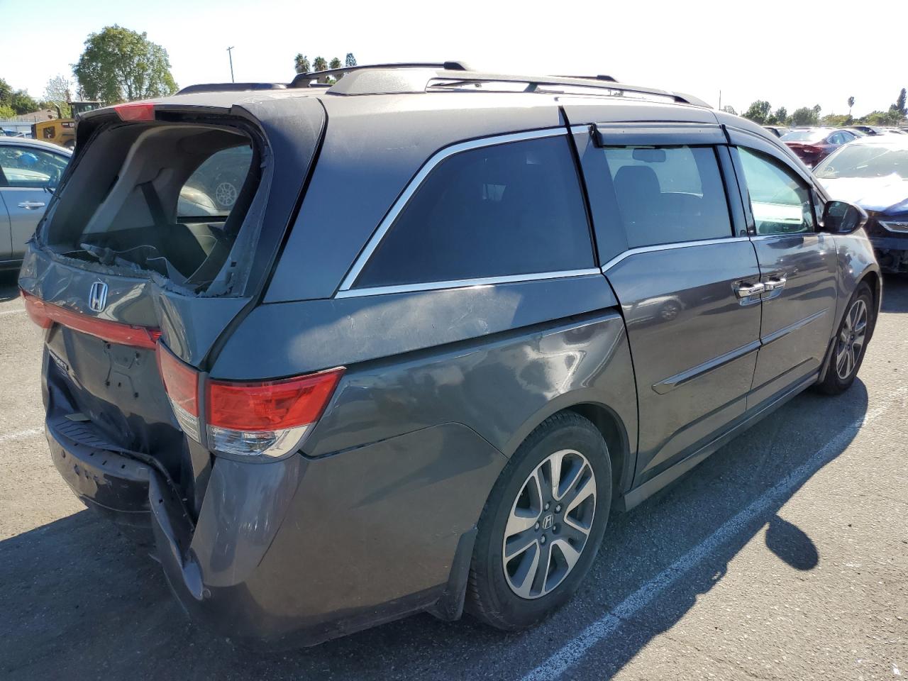 VIN 5FNRL5H91FB129051 2015 HONDA ODYSSEY no.3