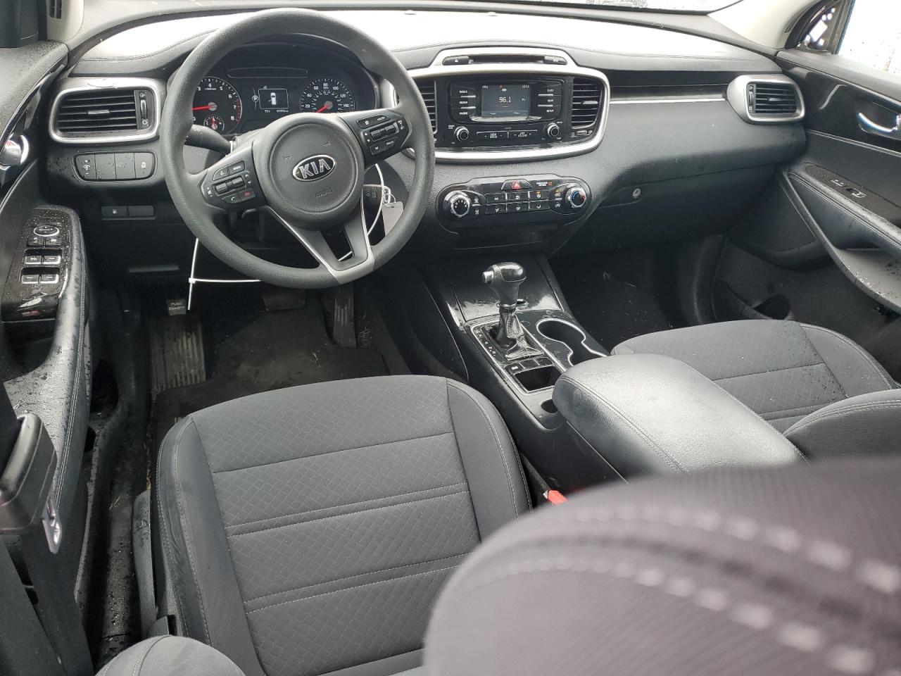 2017 Kia Sorento - Image 8