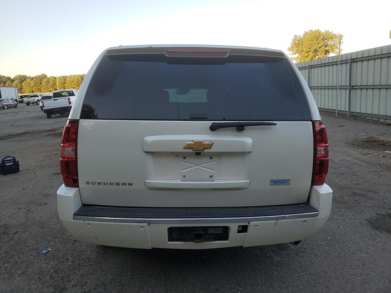 2013 Chevrolet Suburban C1500 Ltz VIN: 1GNSCKE00DR159985 Lot: 73177344