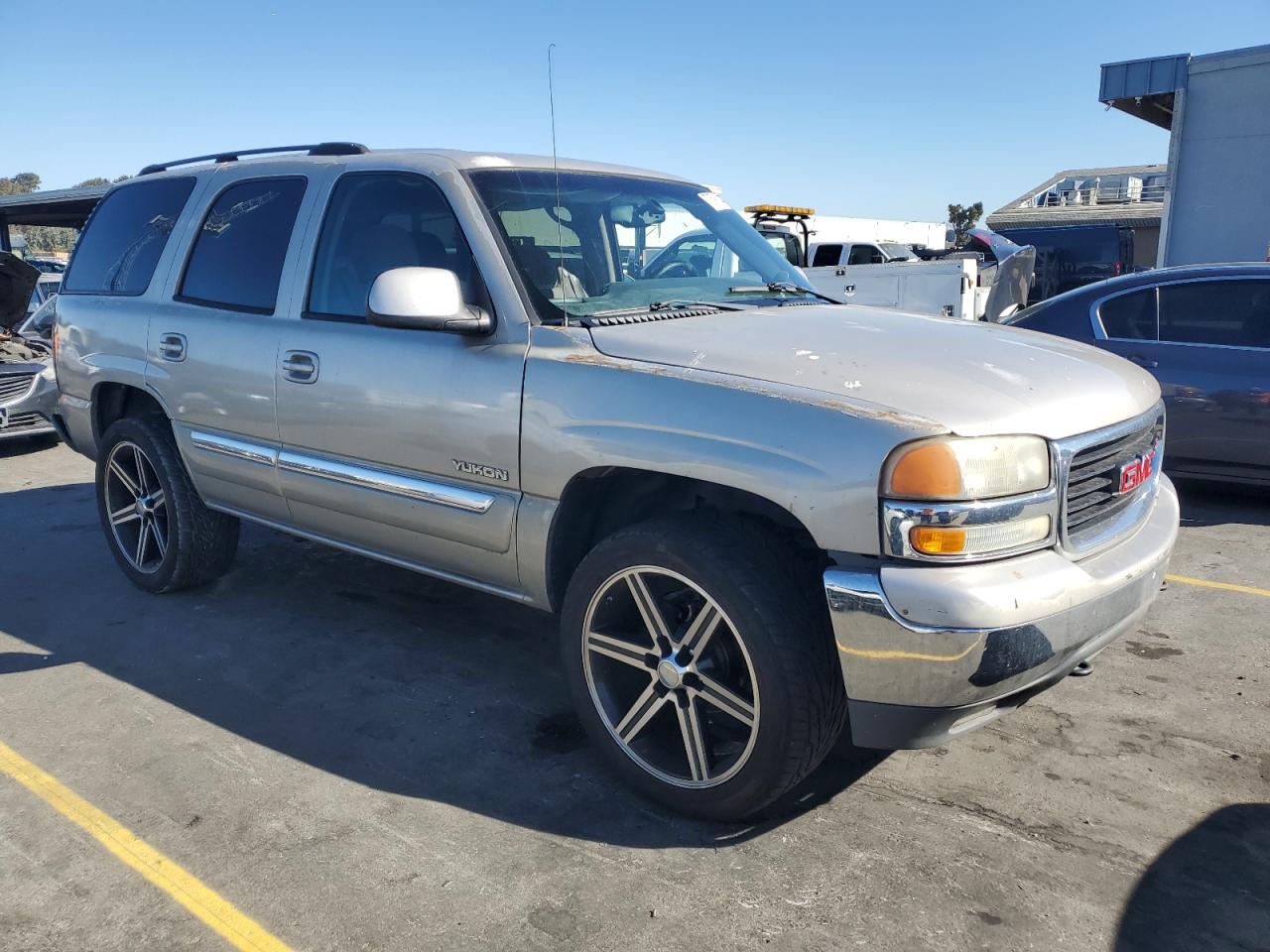 2004 GMC Yukon VIN: 1GKEK13V64J233334 Lot: 73590144