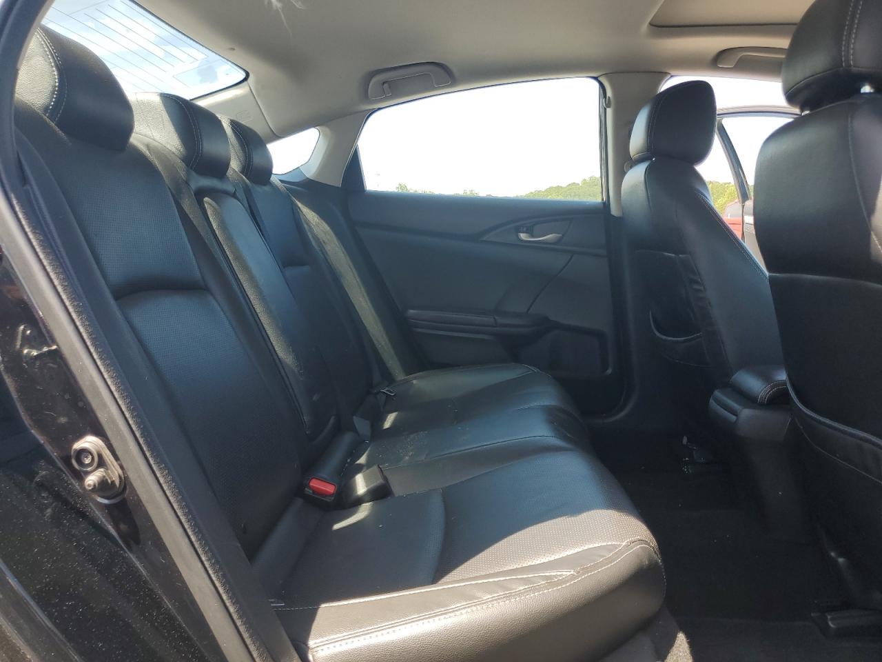 19XFC2F70GE051307 2016 Honda Civic Ex