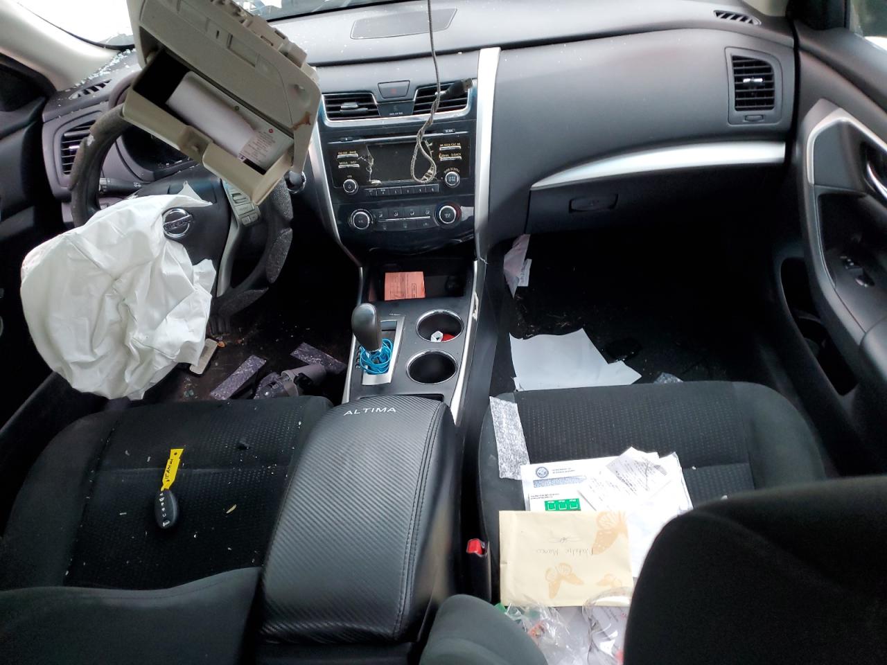 2015 Nissan Altima - Image 8