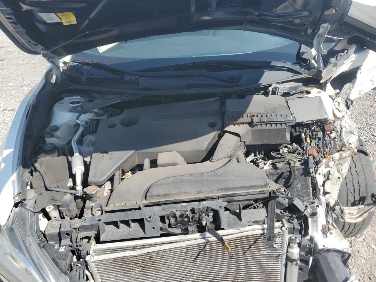 2017 Nissan Altima - Image 11