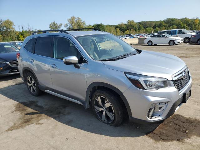  SUBARU FORESTER 2020 Сріблястий