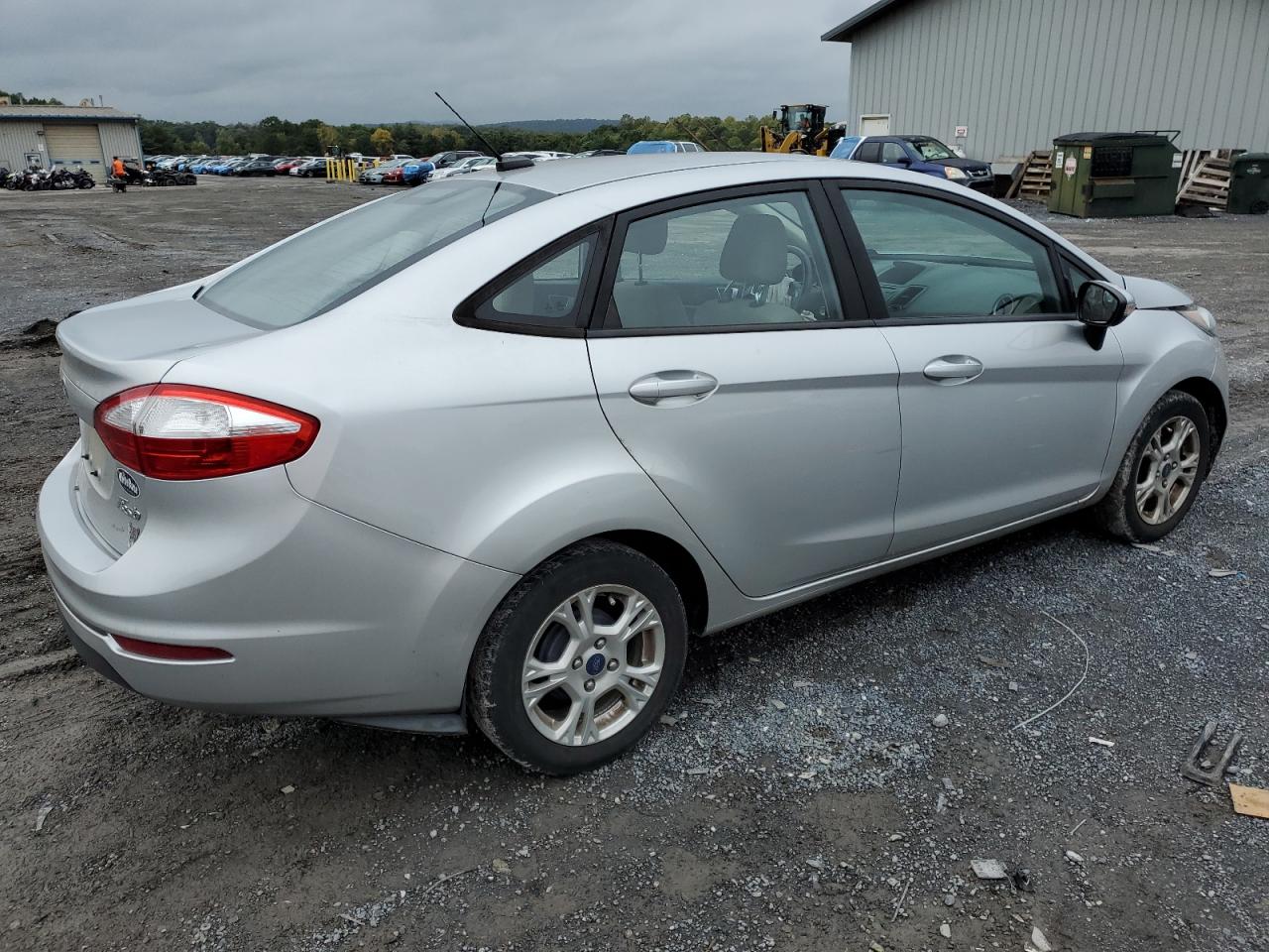 3FADP4BJ2GM175888 2016 Ford Fiesta Se