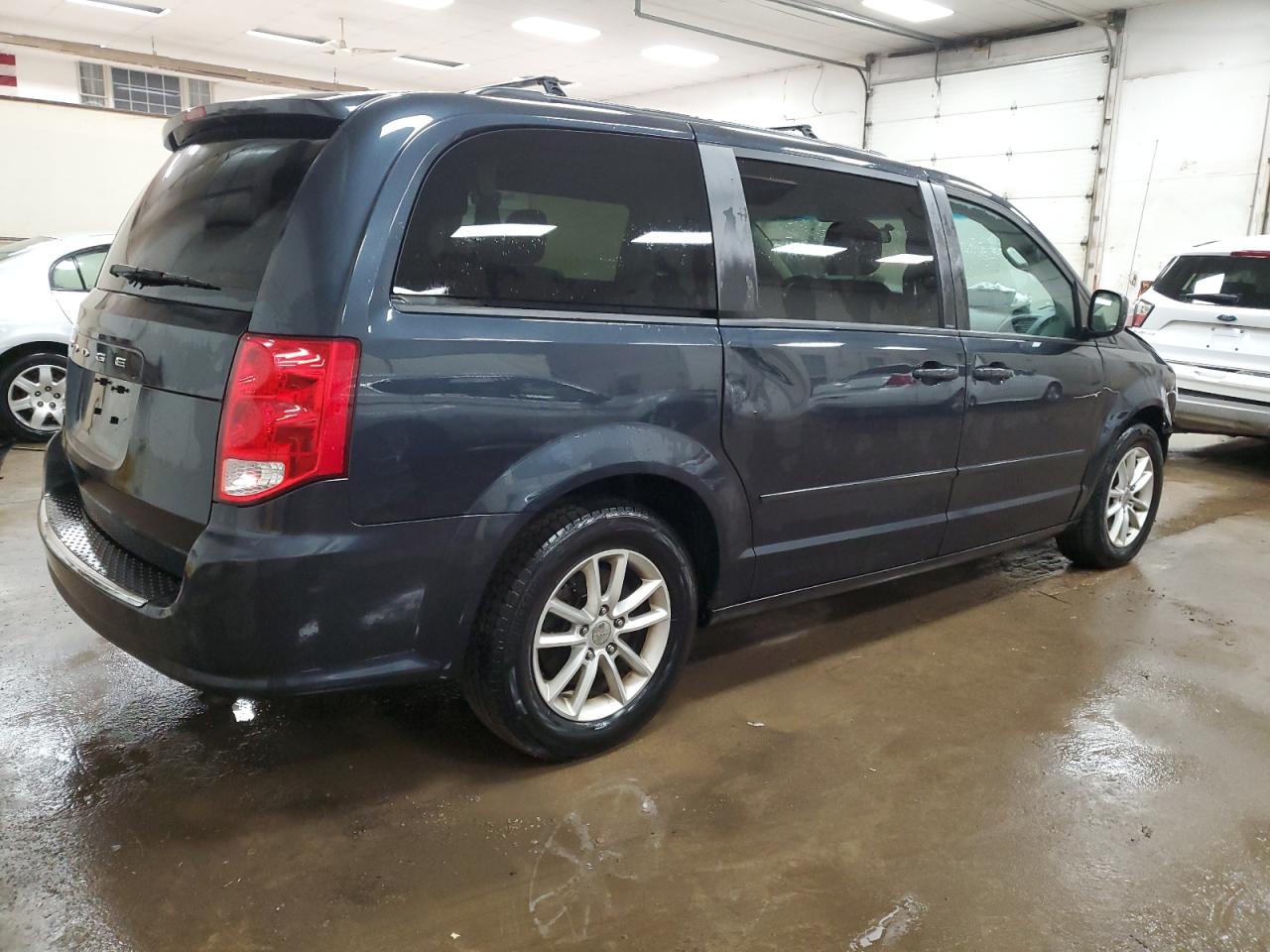 2013 Dodge Caravan - Image 3