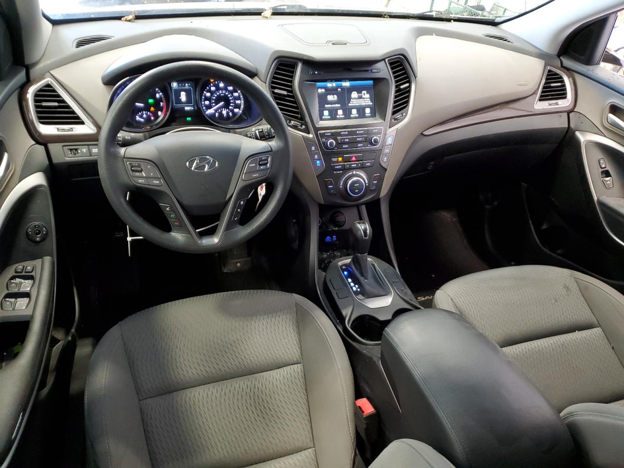 KM8SMDHF3JU277177 2018 Hyundai Santa Fe Se