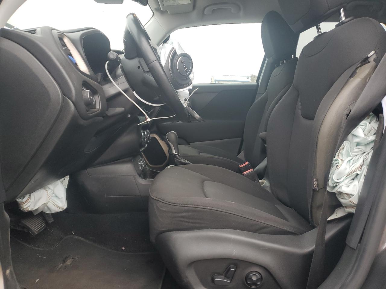 2016 Jeep Renegade Latitude VIN: ZACCJBBT3GPE16920 Lot: 72729054