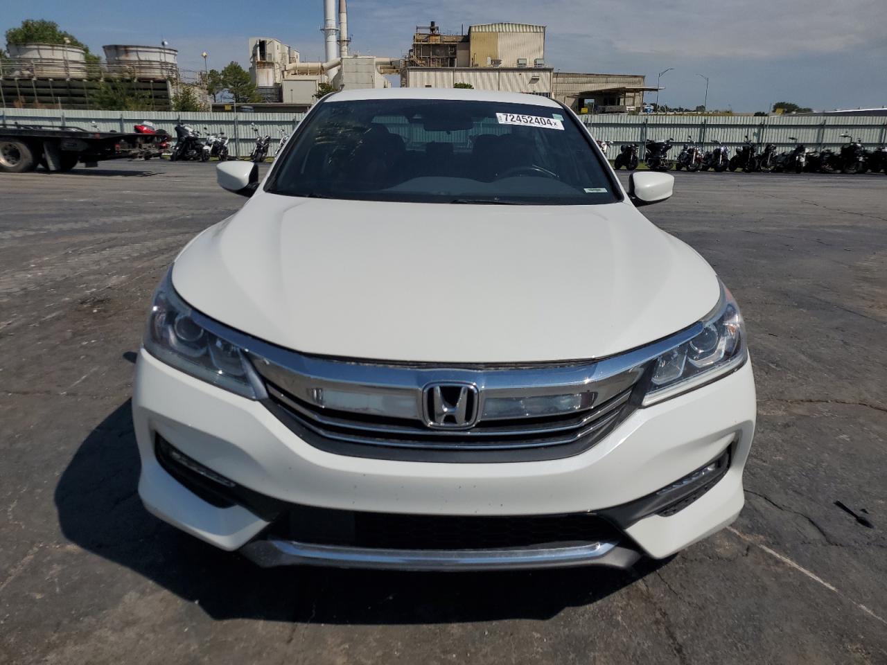 1HGCR2F67HA222679 2017 Honda Accord Sport