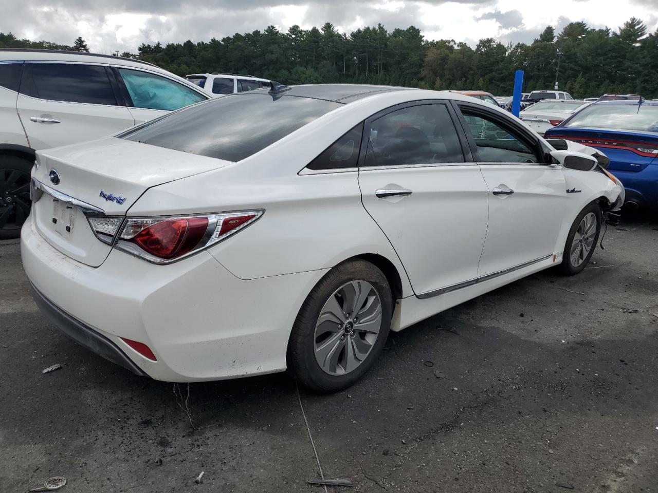 2015 Hyundai Sonata - Image 3