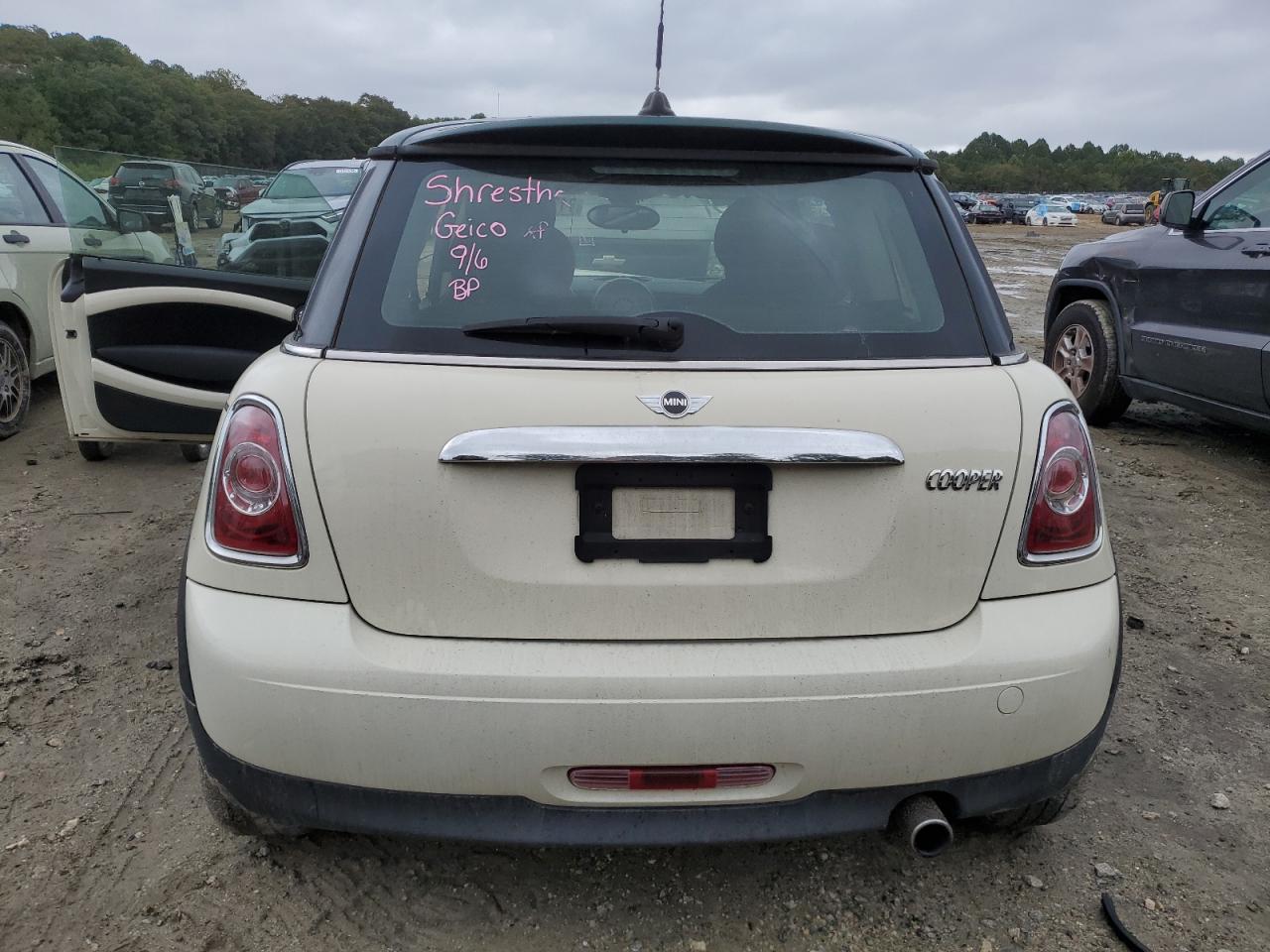 2013 Mini Cooper VIN: WMWSU3C52DT546760 Lot: 71701784