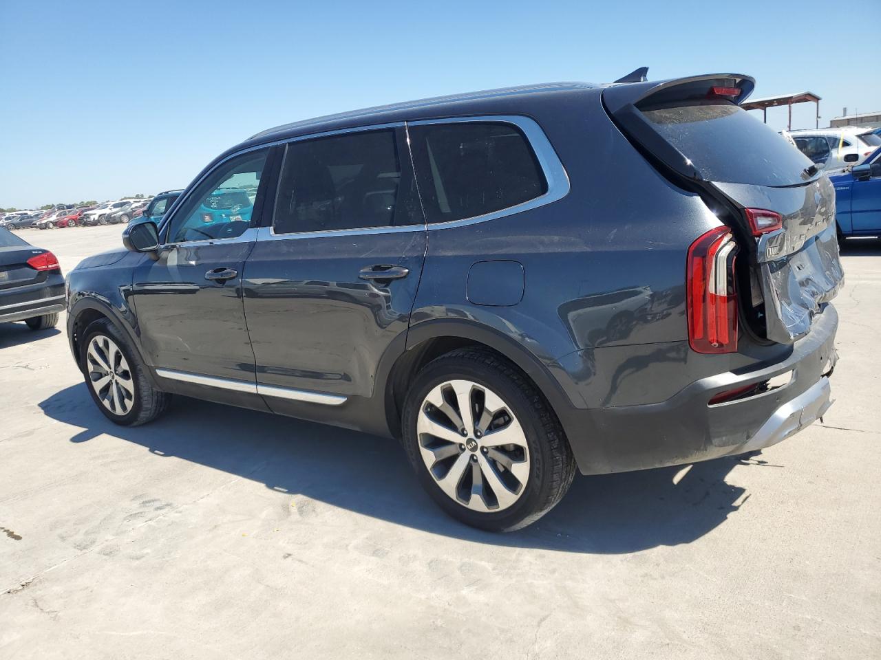 5XYP34HC7LG078785 2020 KIA TELLURIDE - Image 2