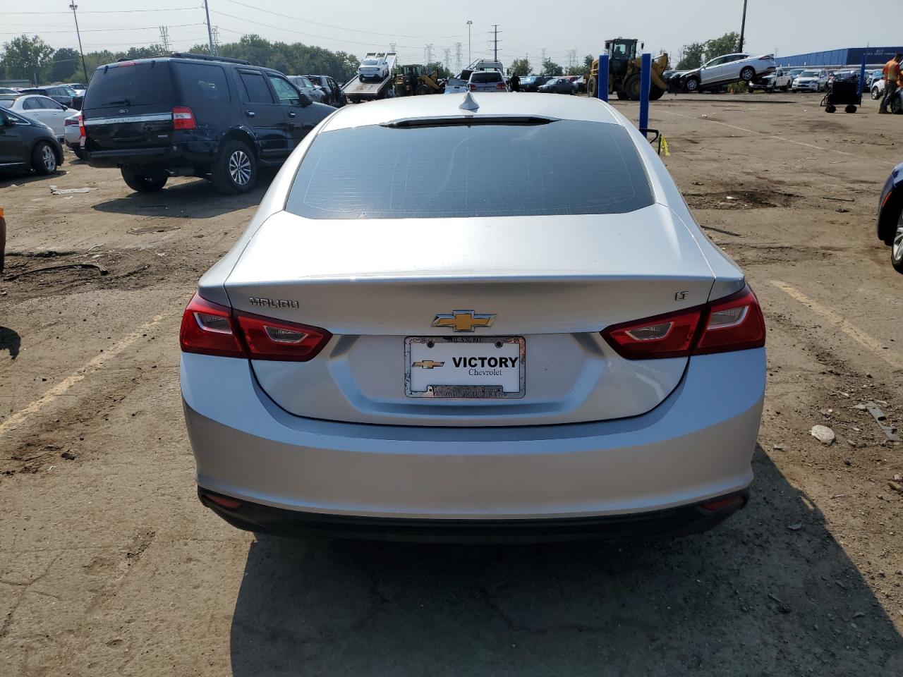 1G1ZD5ST6JF111062 2018 Chevrolet Malibu Lt