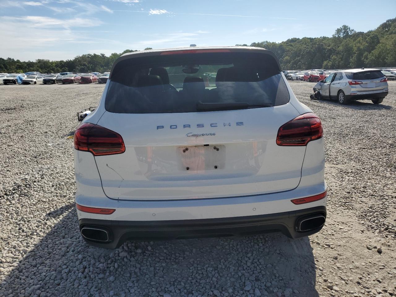 WP1AA2A24HKA91219 2017 Porsche Cayenne