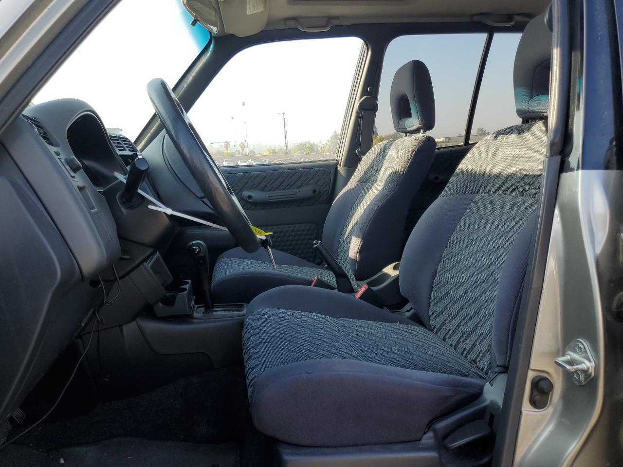 JT3GP10V0Y7066258 2000 Toyota Rav4