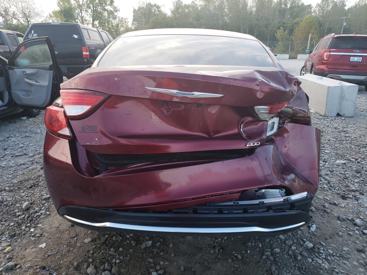 1C3CCCAB8GN117283 2016 Chrysler 200 Limited