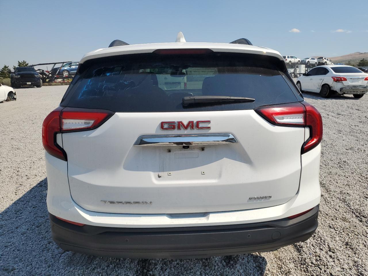 2022 GMC Terrain Sle VIN: 3GKALTEVXNL130545 Lot: 69870014