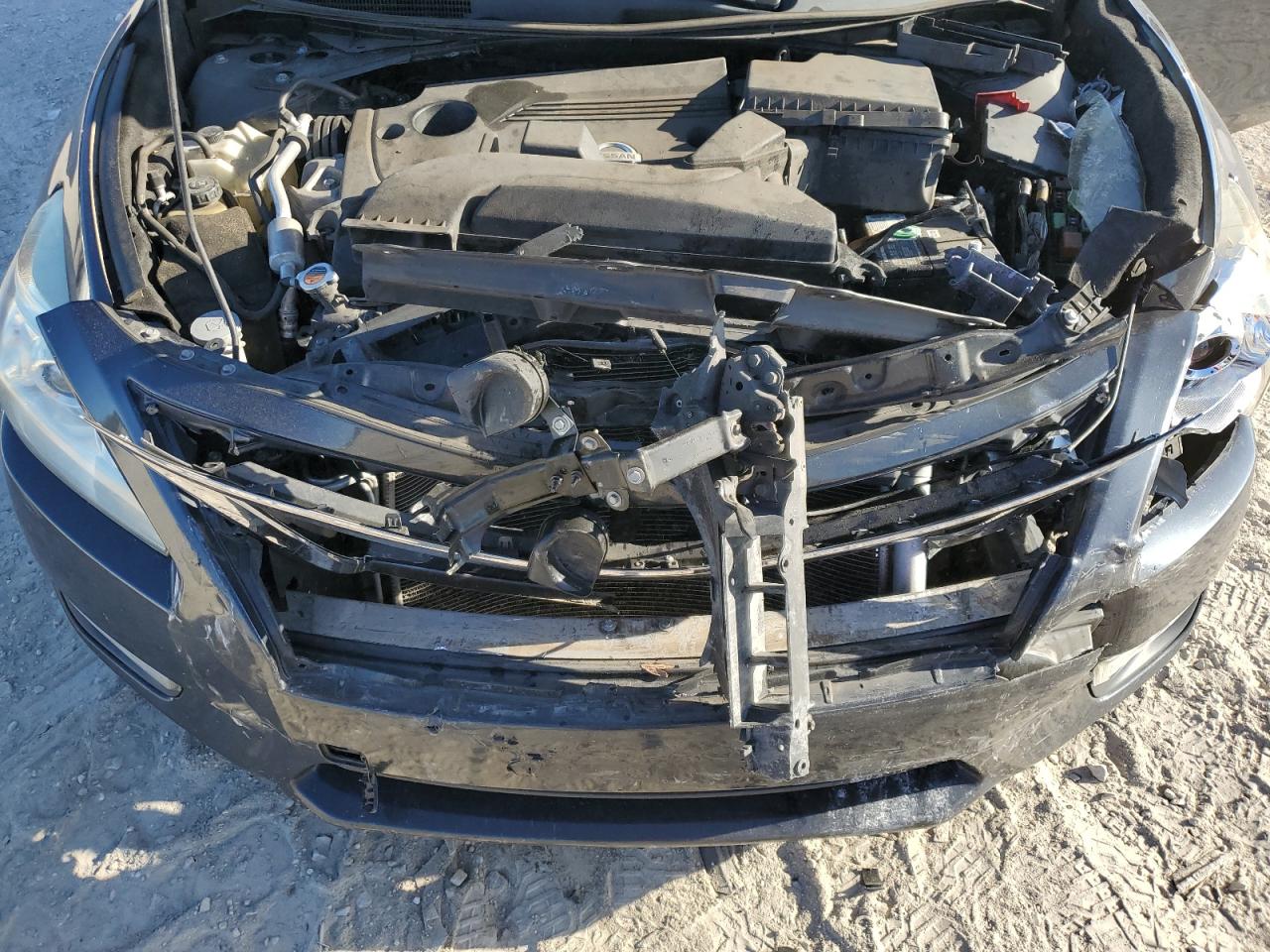 2015 Nissan Altima - Image 12