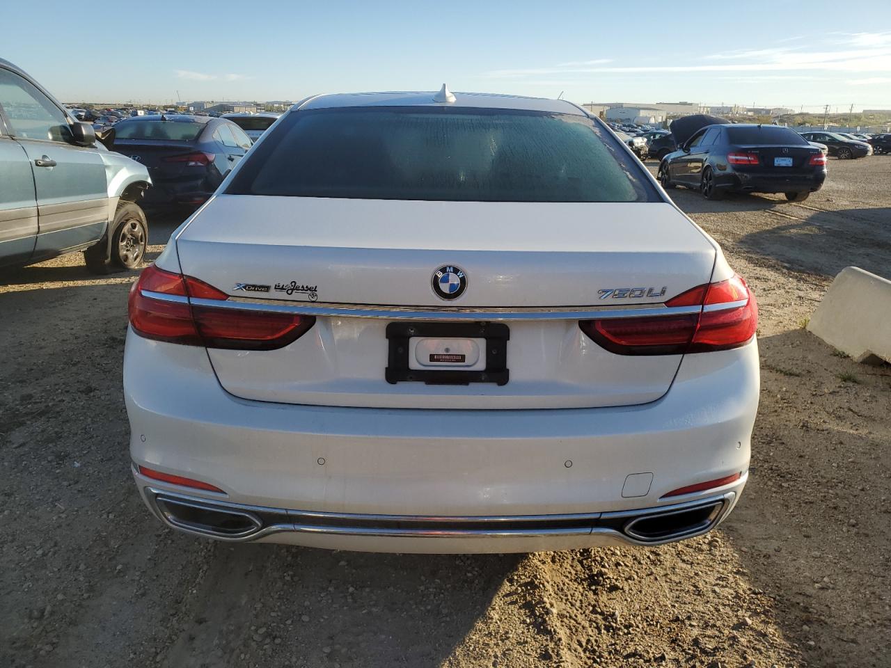 WBA7F2C55GG419038 2016 BMW 750 Xi