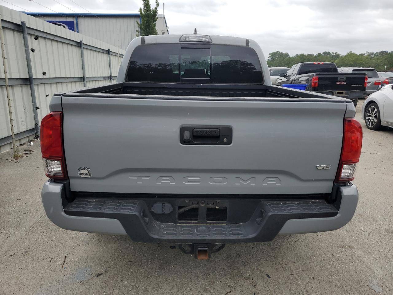 2018 Toyota Tacoma Double Cab VIN: 3TMCZ5AN5JM177040 Lot: 70958984