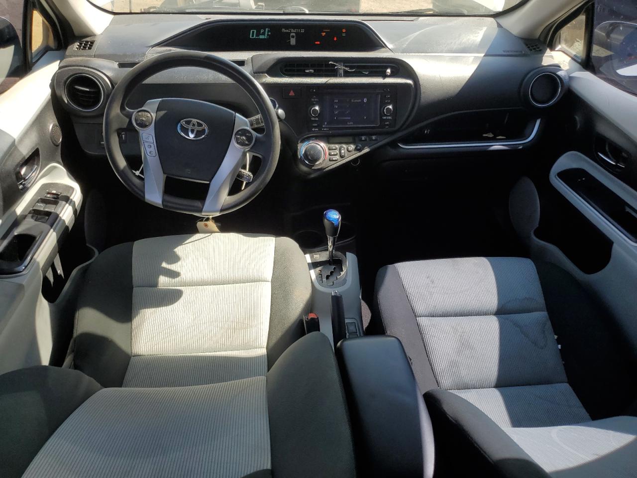 JTDKDTB39E1075979 2014 Toyota Prius C