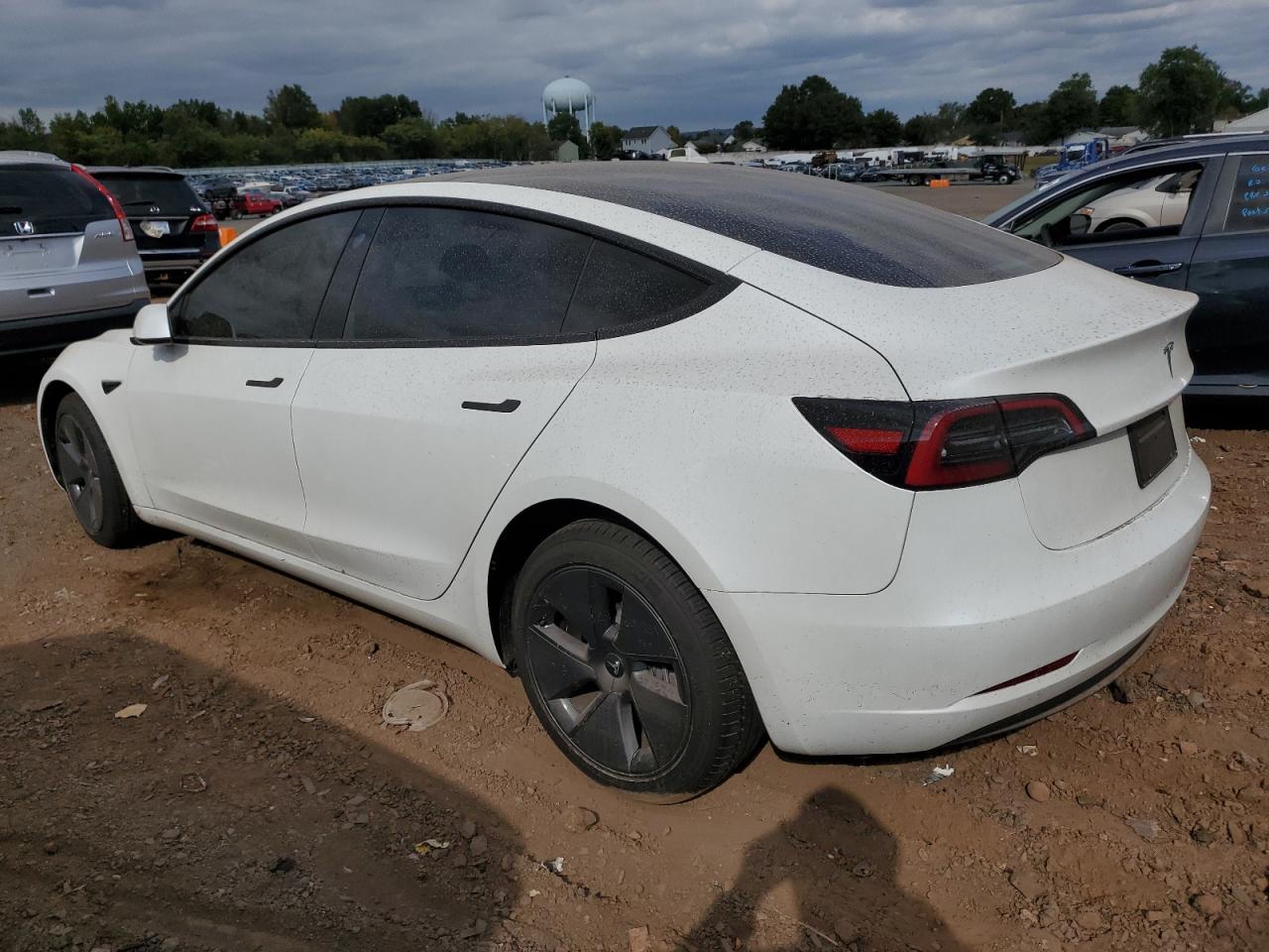 5YJ3E1EA5PF681841 2023 TESLA MODEL 3 - Image 2