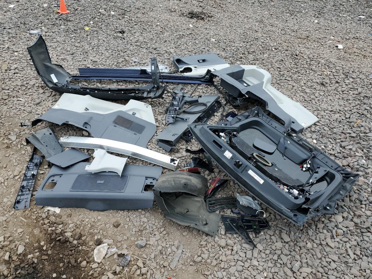 2021 Toyota Sienna Xle VIN: 5TDJRKEC5MS011684 Lot: 72684974