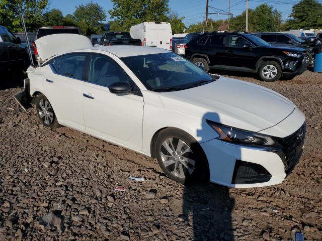 1N4BL4BV7RN369928 Nissan Altima S 4