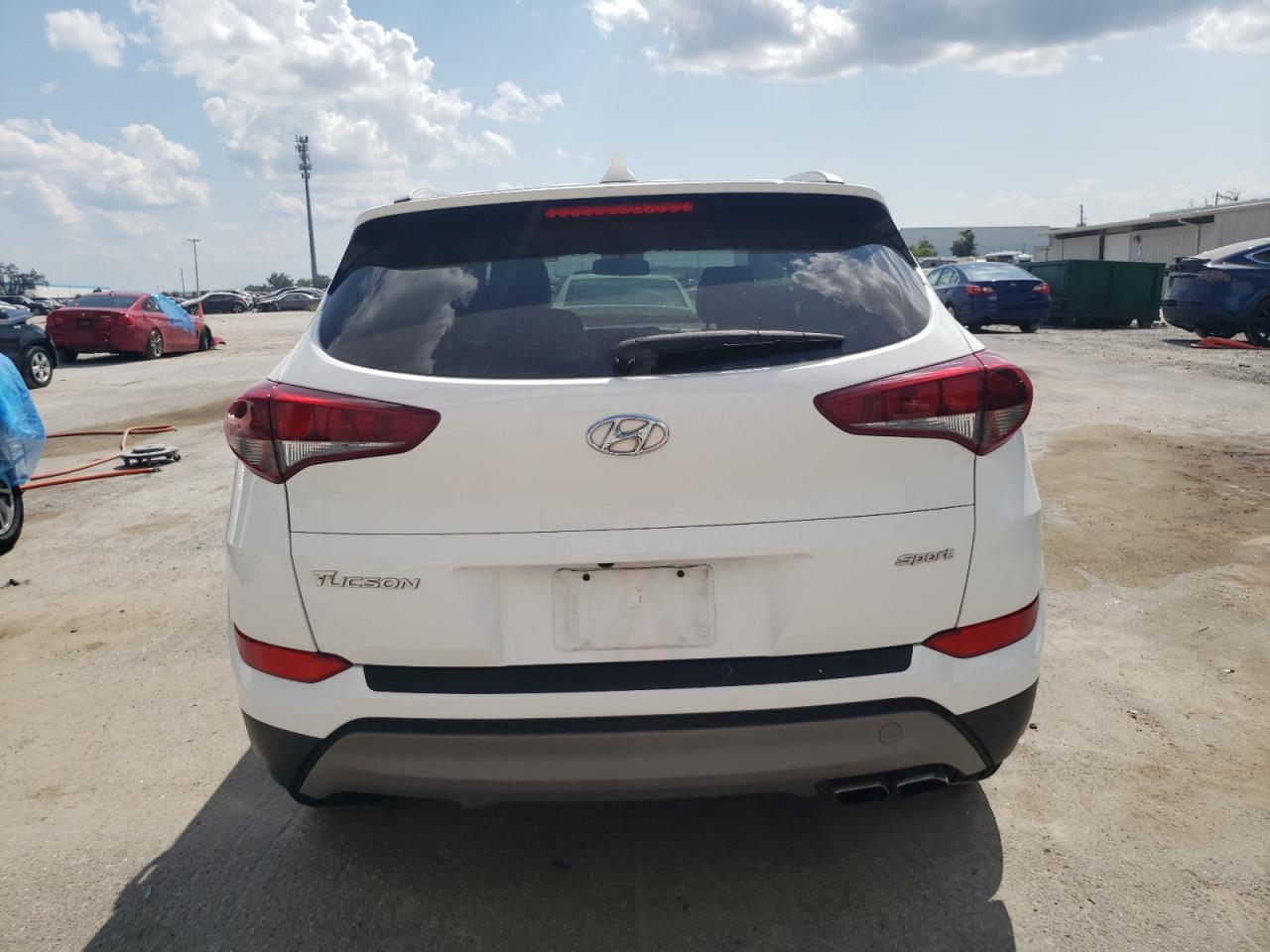 KM8J33AL6JU801530 2018 Hyundai Tucson Sport