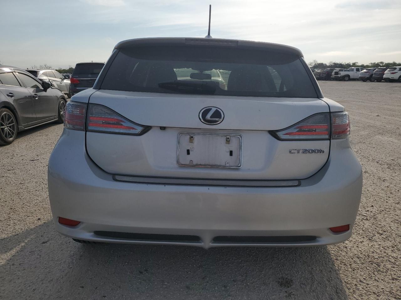 JTHKD5BH6B2042725 2011 Lexus Ct 200