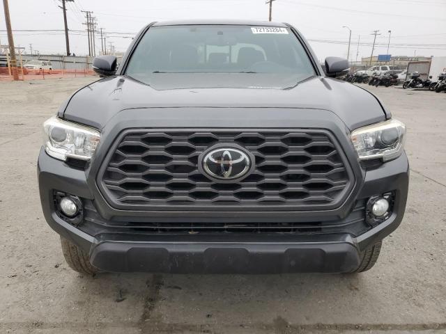 Пікапи TOYOTA TACOMA 2016 Вугільний