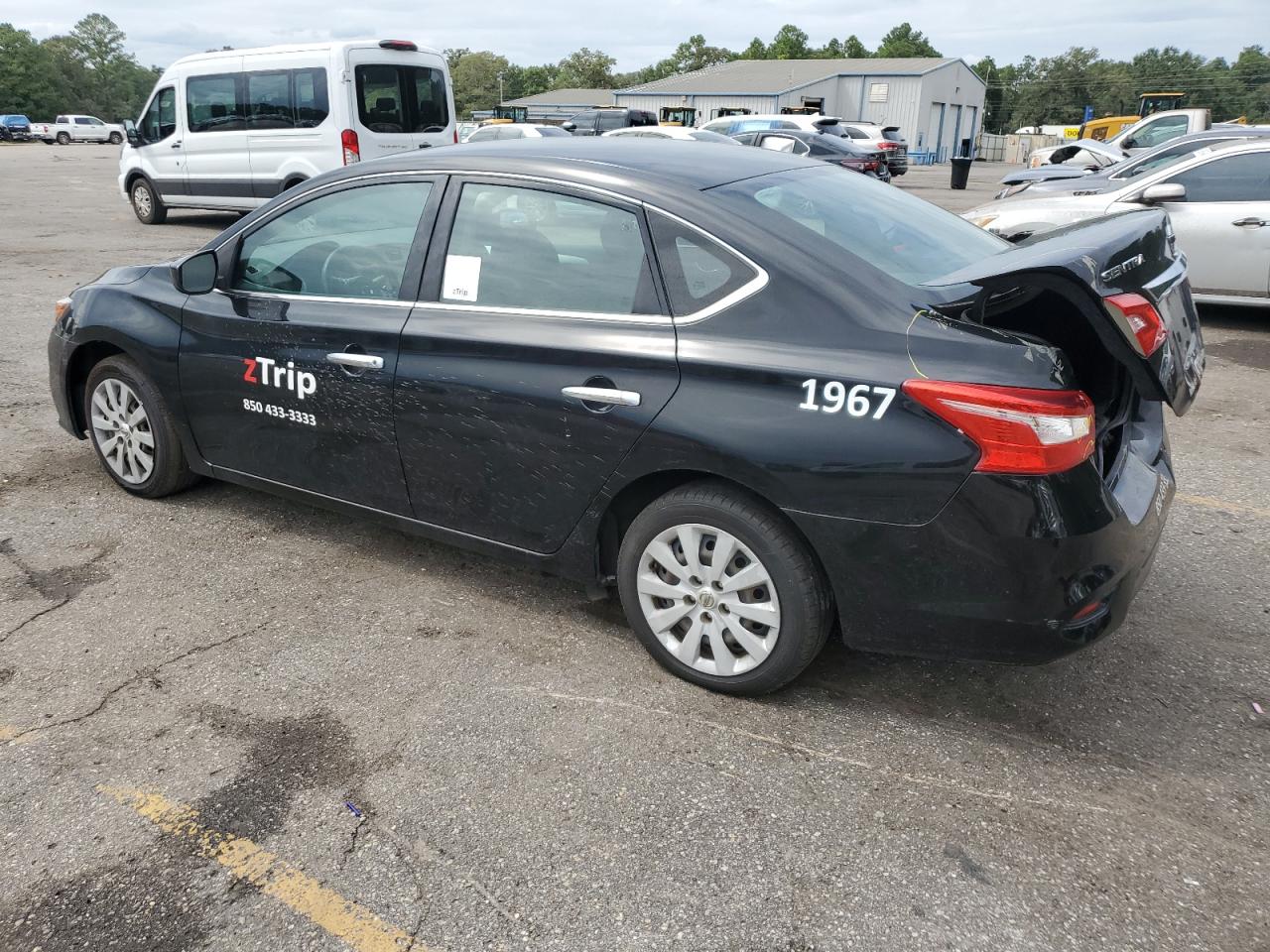 2019 Nissan Sentra - Image 2