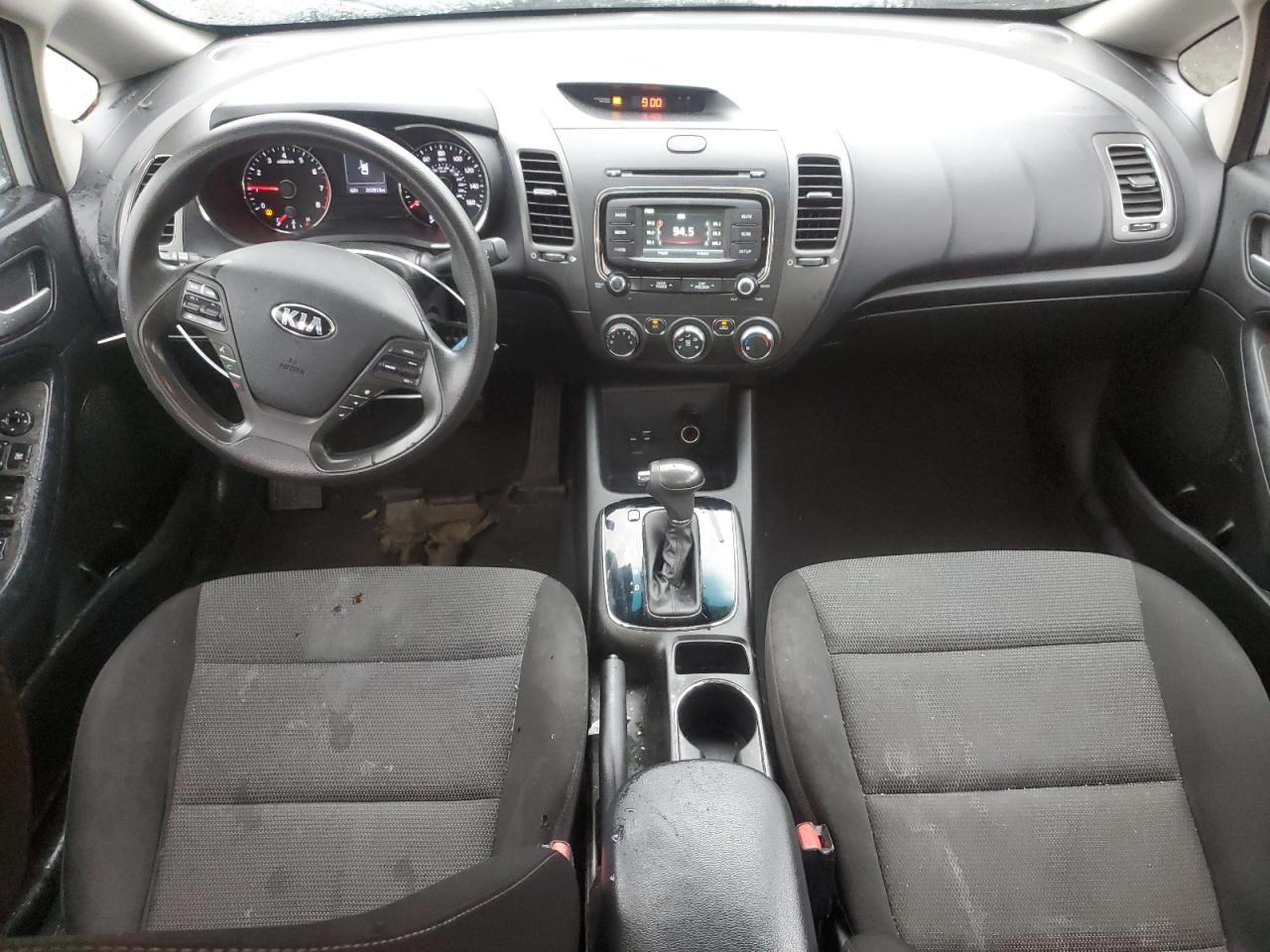 3KPFK4A71JE280608 2018 Kia Forte Lx