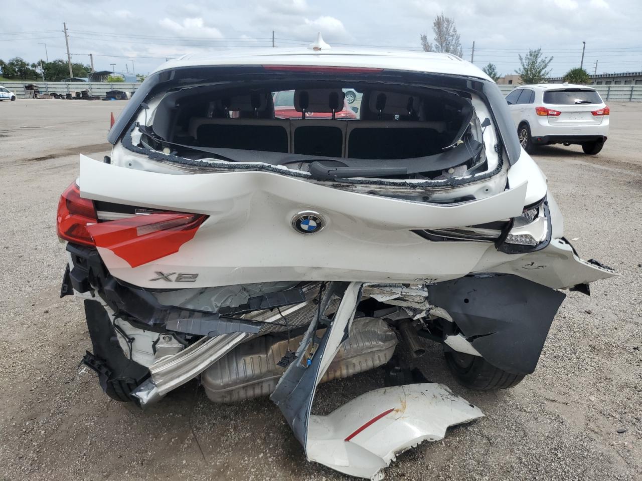 WBXYJ5C37JEF72826 2018 BMW X2 xDrive28I