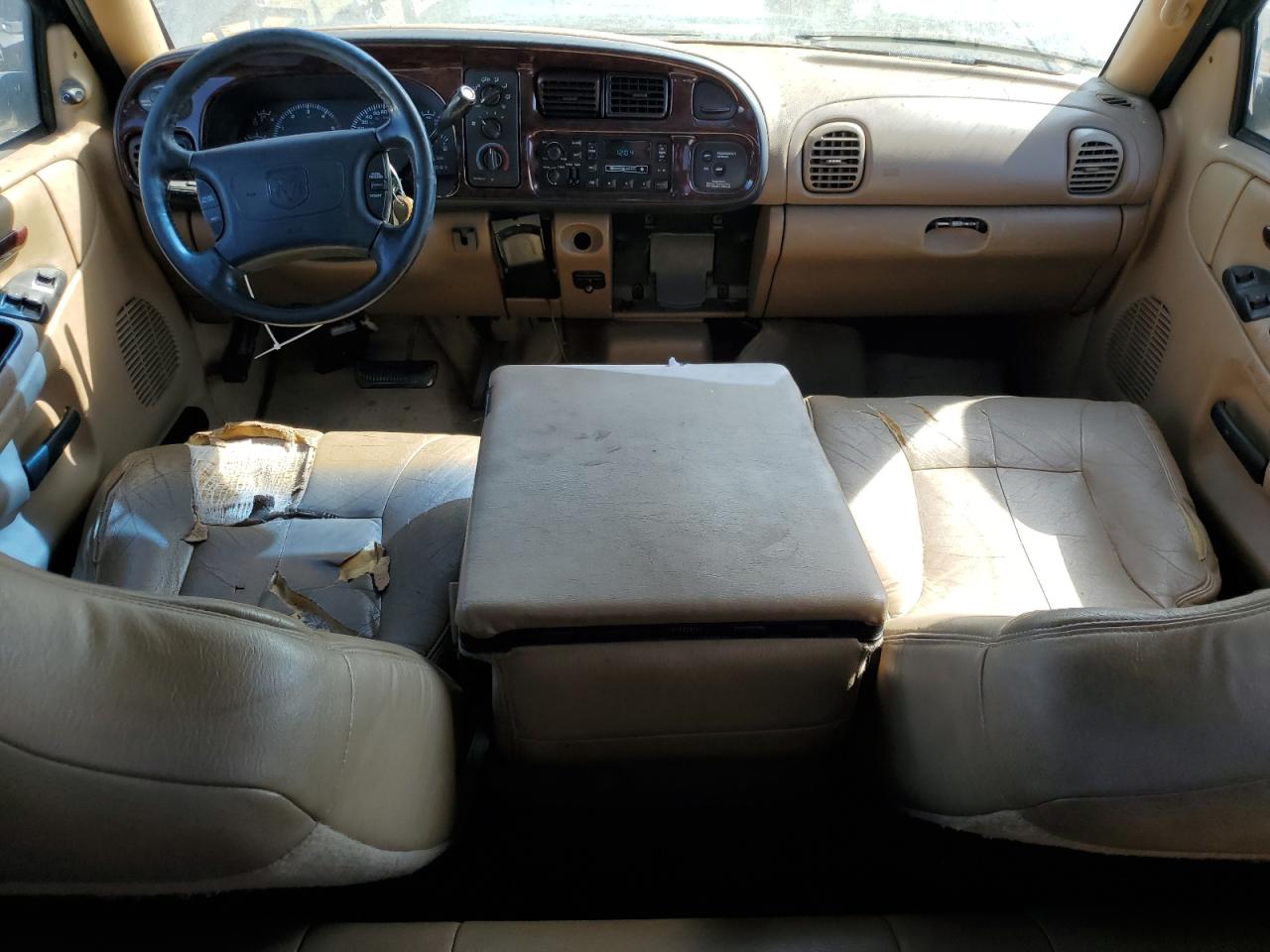 1998 Dodge Ram 2500 VIN: 3B7KC22W7WG155842 Lot: 59343985