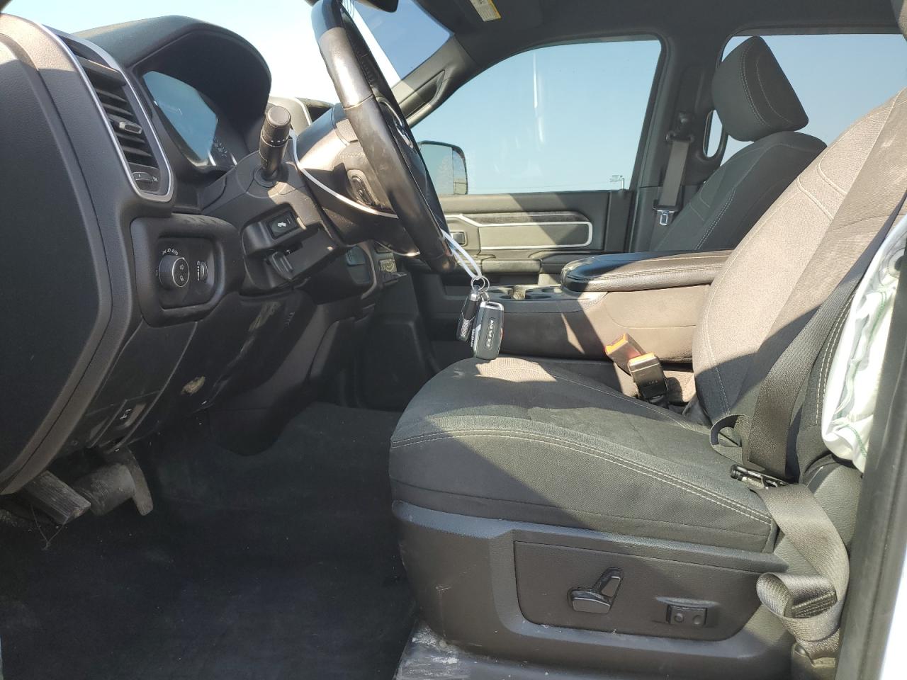2022 RAM 2500 - Image 7