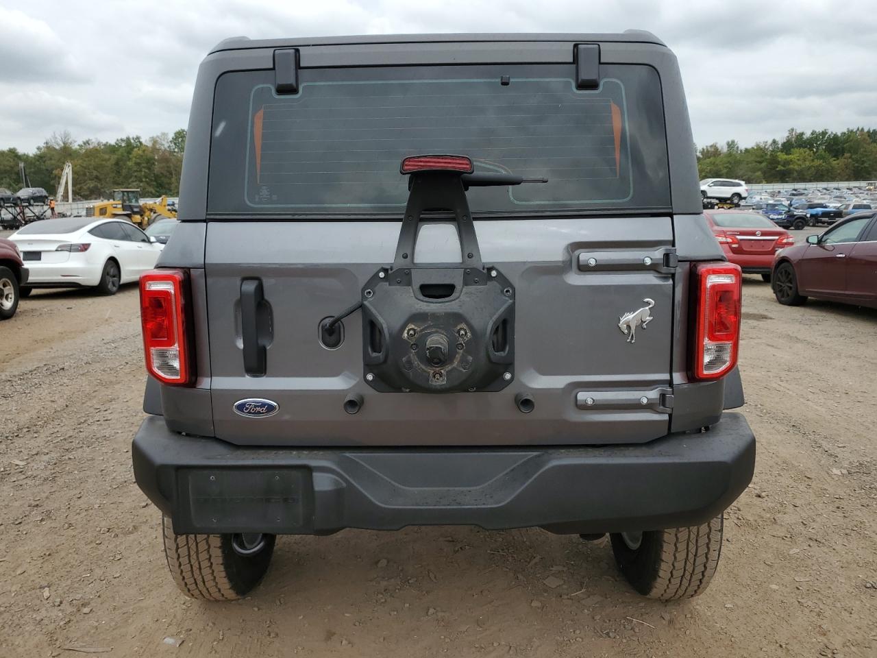 2021 Ford Bronco Base VIN: 1FMDE5AP3MLA71981 Lot: 70194434