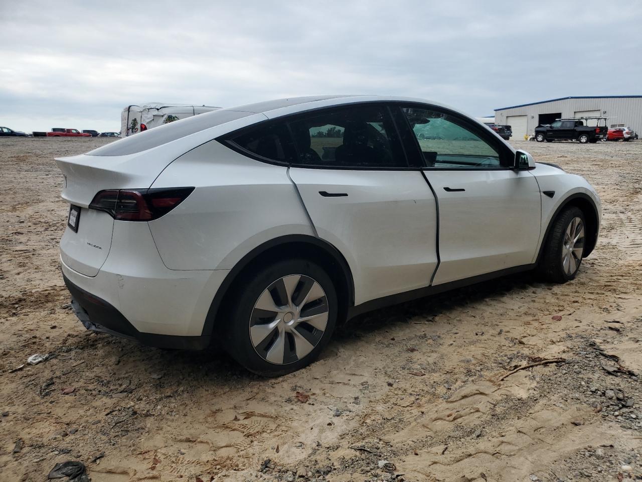 7SAYGDEE8PA187901 Tesla Model Y 2023. Фото: 2