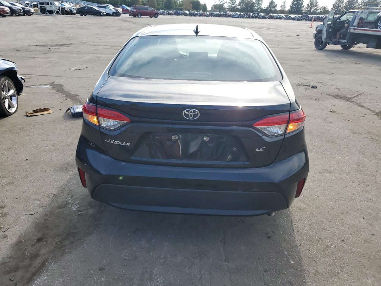 5YFEPMAE9MP252666 2021 Toyota Corolla Le