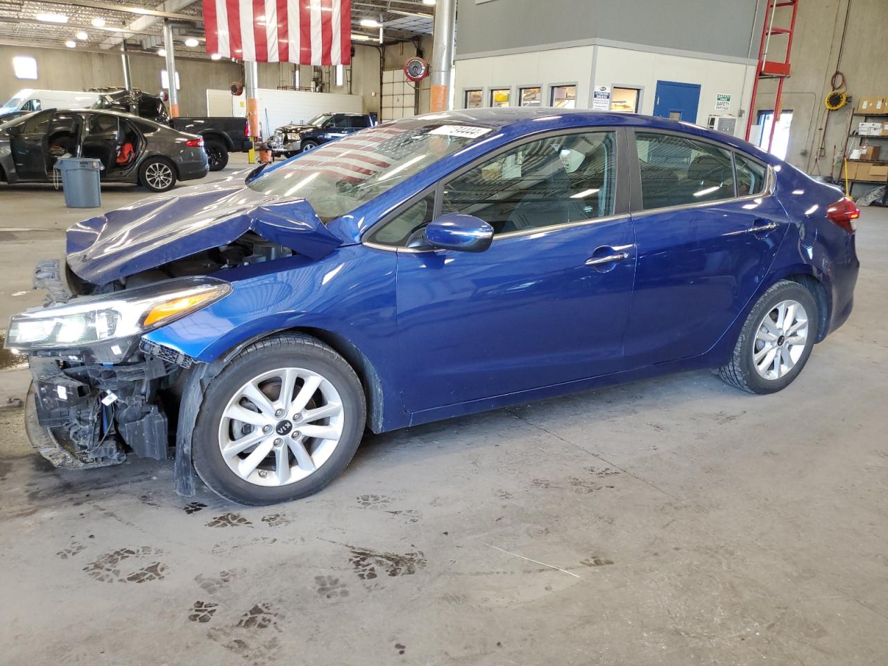 3KPFL4A77HE125150 2017 KIA FORTE - Image 1