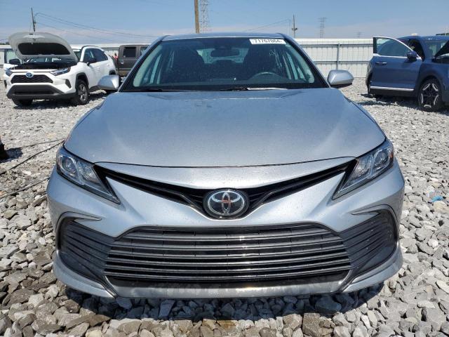  TOYOTA CAMRY 2021 Сріблястий