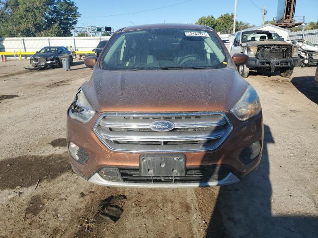 Parquets FORD ESCAPE 2017 Brązowy