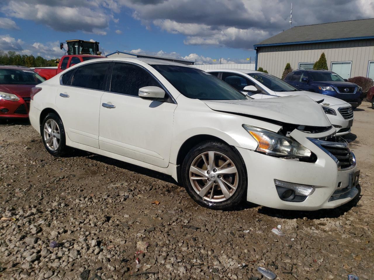 2015 Nissan Altima - Image 4