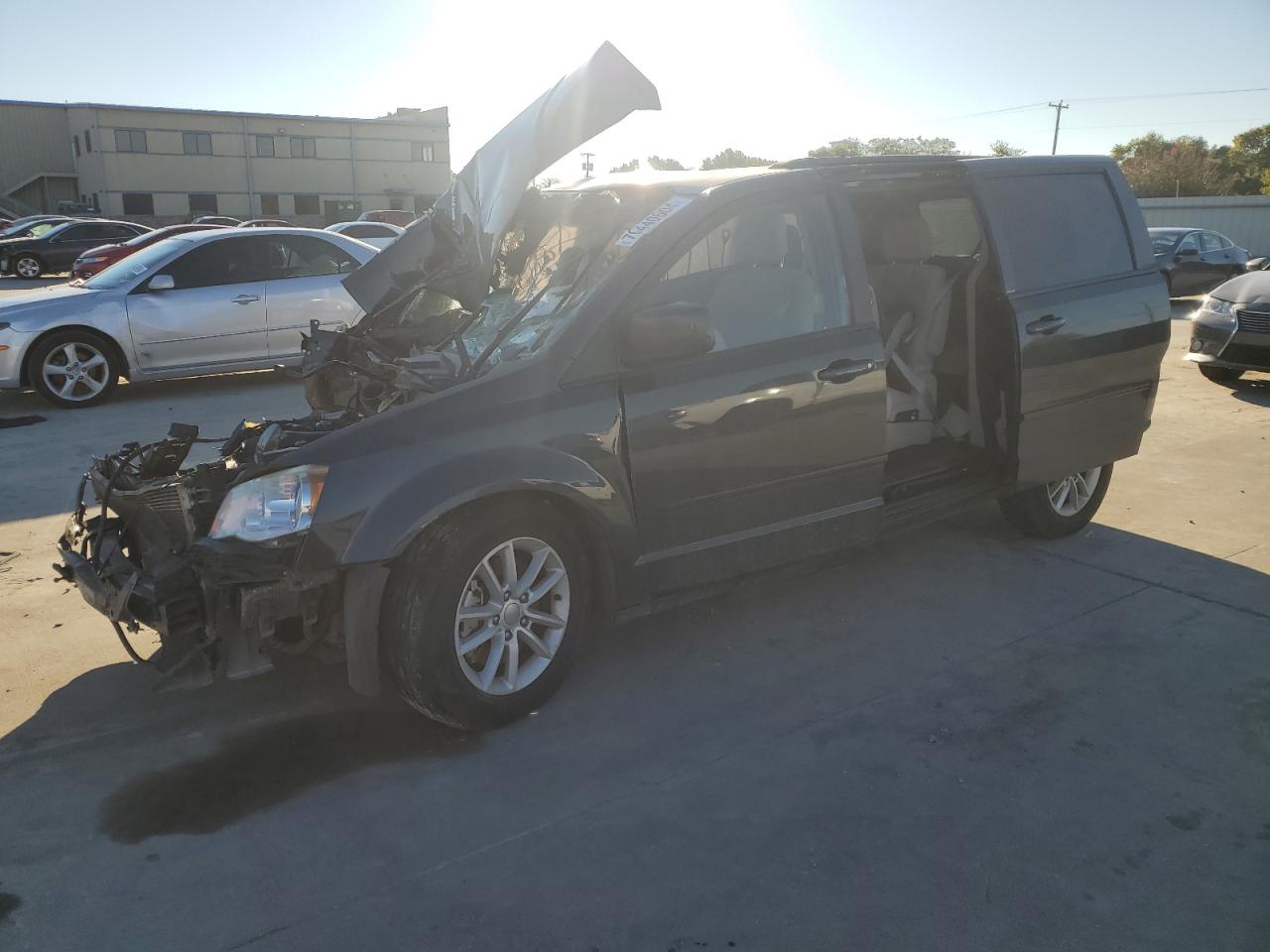 2013 Dodge Caravan - Image 1
