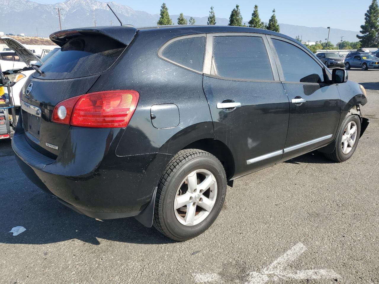 2013 Nissan Rogue - Image 3