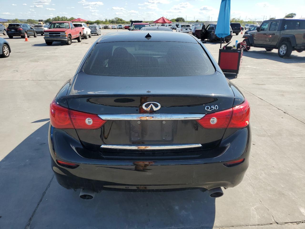 2015 Infiniti Q50 Base VIN: JN1BV7AP8FM346073 Lot: 71311824