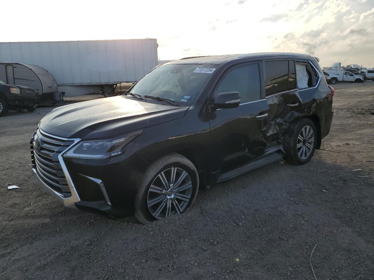 2017 LEXUS LX570