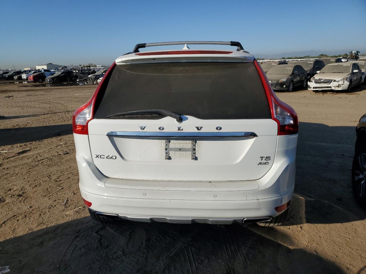 2015 Volvo Xc60 T5 Premier VIN: YV4612RK4F2633277 Lot: 72955964