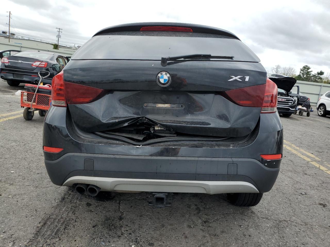 2013 BMW X1 xDrive28I VIN: WBAVL1C53DVR89248 Lot: 71813324