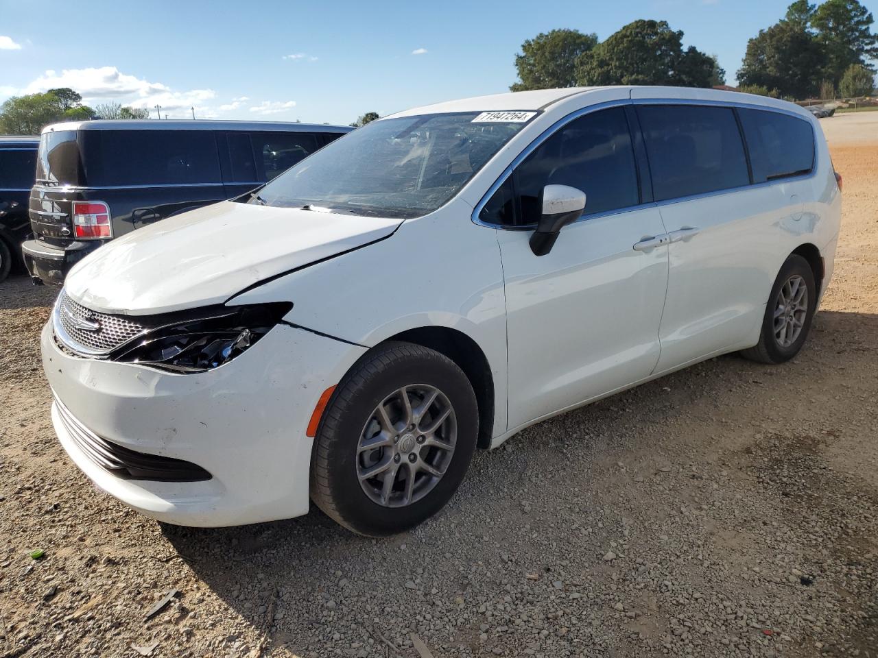 2018 Chrysler Pacifica Lx VIN: 2C4RC1CGXJR130095 Lot: 71947264